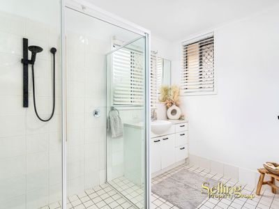 2 / 6 Brookside Road, Labrador