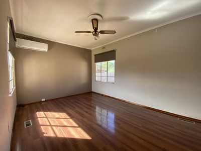 1 / 4 Margot Street, Chadstone