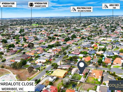 10 Pardalote Close, Werribee