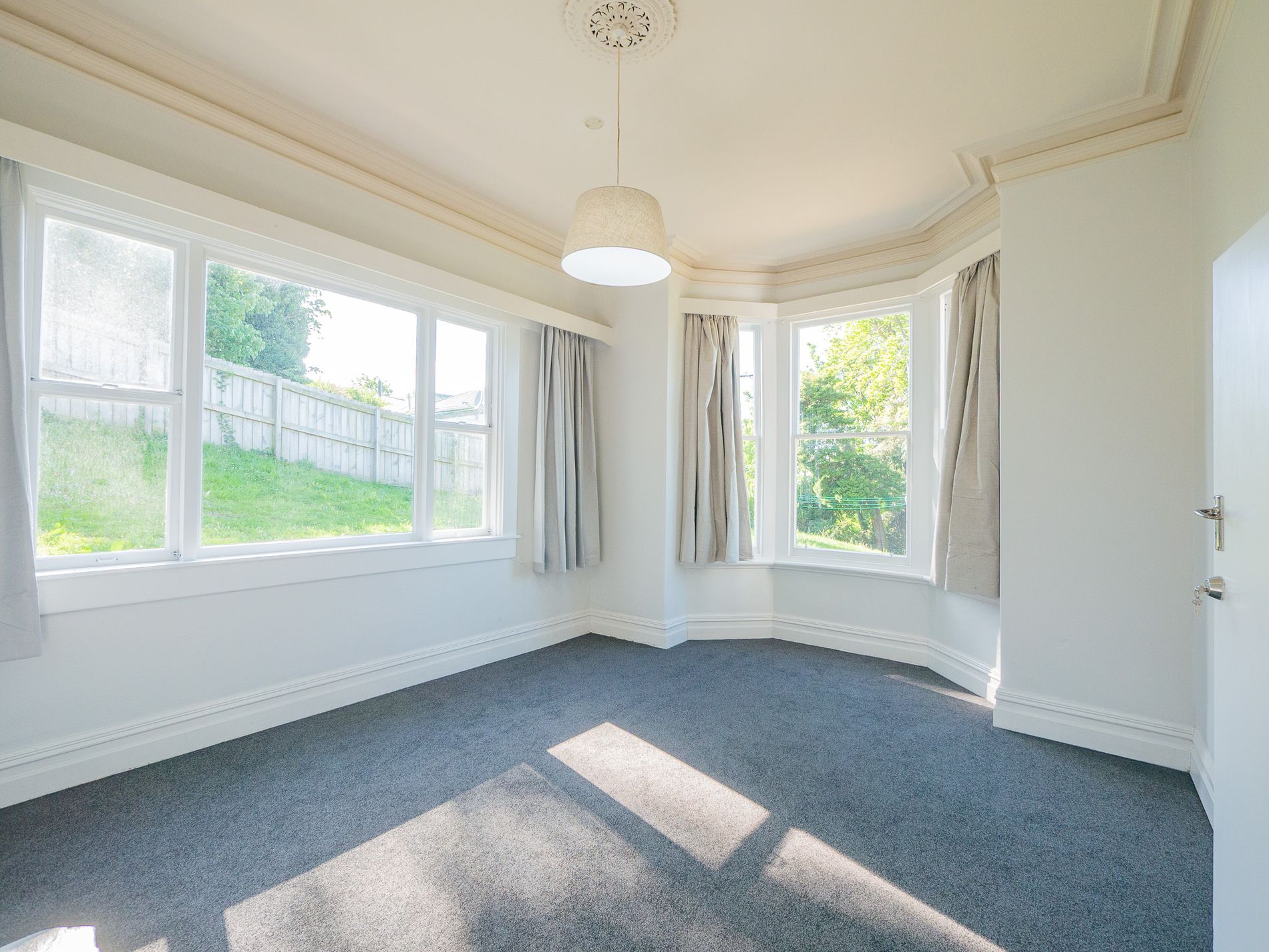 76 South Road, The Glen