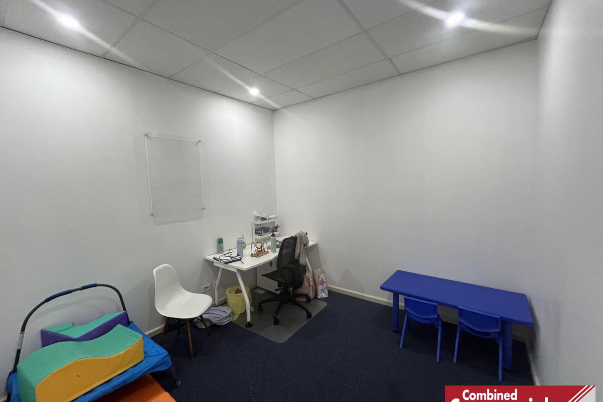 1 / 28 Somerset Avenue, Narellan