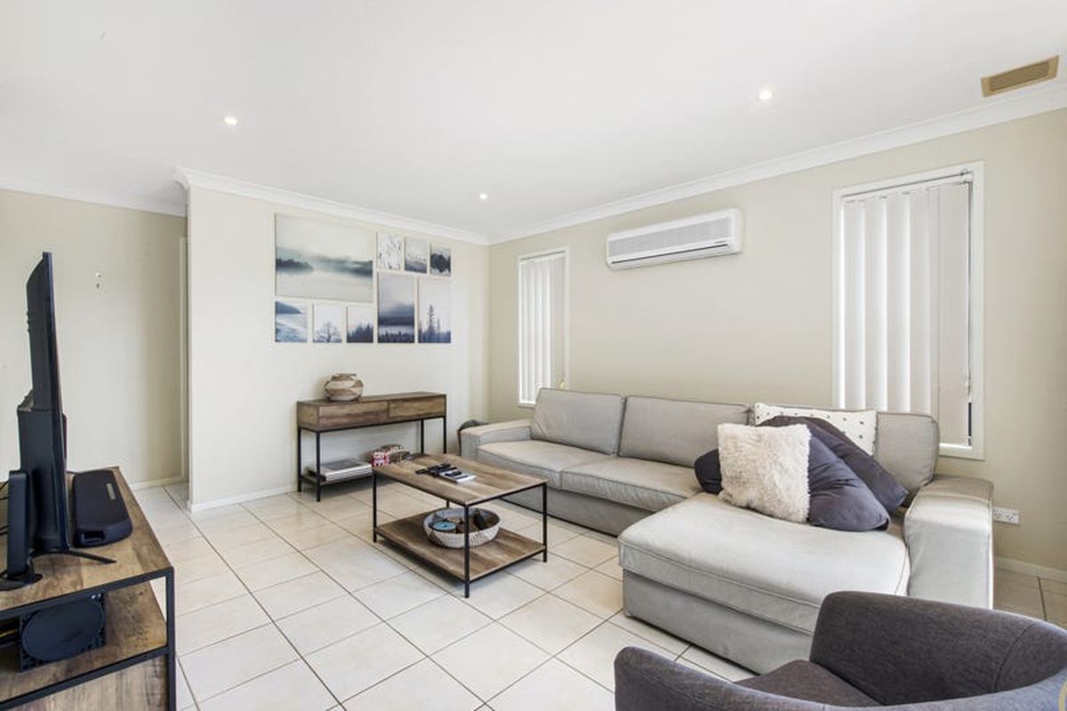 4 / 92 Bronzewing Drive, Erina