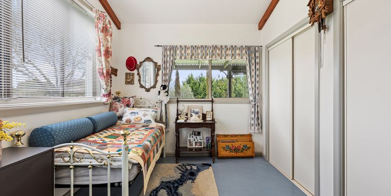 15 Main Street , Strathbogie