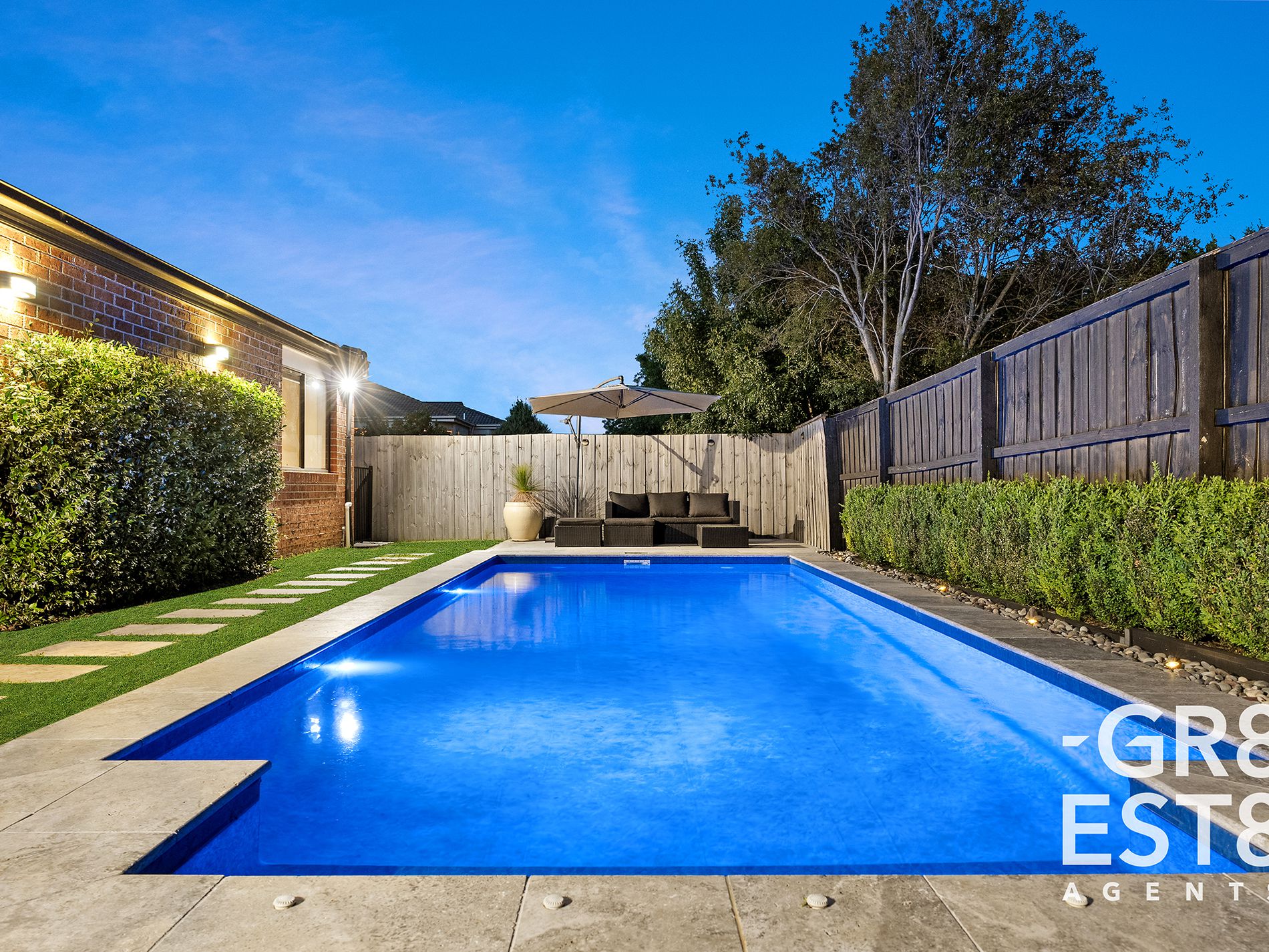 10 REDLEAF CLOSE, Hampton Park