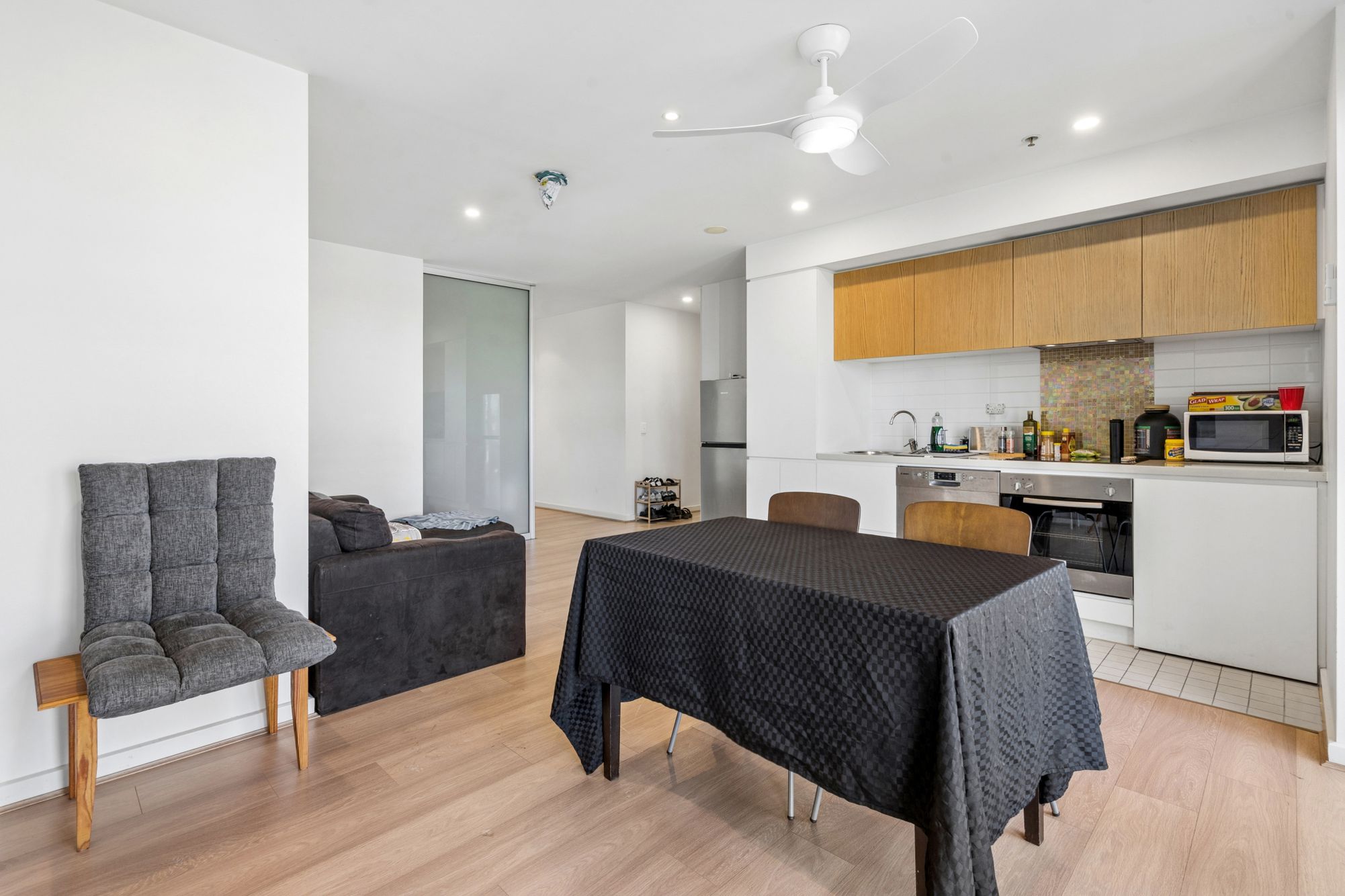 613 / 10 Balfours Way, Adelaide