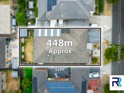 5 EMMETTS MEWS, Deer Park