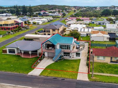 6 Beach Road, Beachport