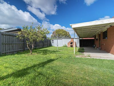 36 Warrington Crescent, Deer Park