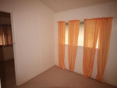 12 PAULL ST, Charters Towers City