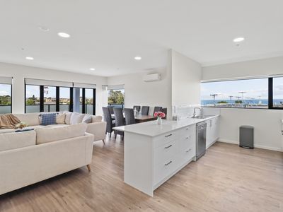 4 / 13 York Street, Geelong