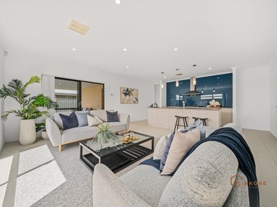 79 Castella Drive, Caversham