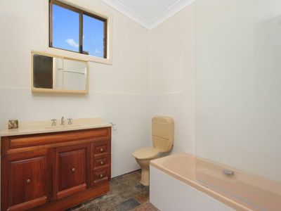 35 Antrim Avenue, Warilla