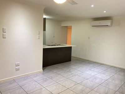 1 / 2a Groeschel Court, Goodna