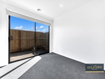 9 Gahnia Drive, Armstrong Creek