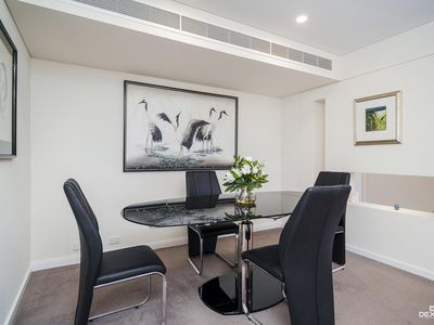 202 / 19 The Circus, Burswood