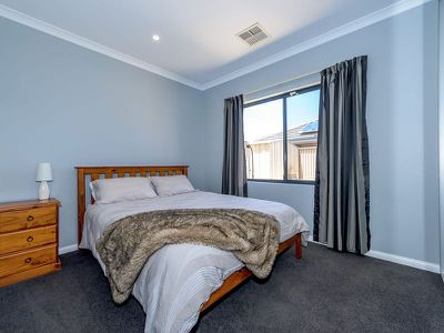30 Blaxland Terrace , Baldivis