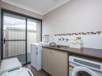 6 Jupiter Drive, Australind
