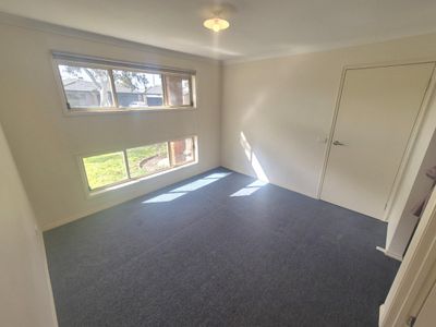 22 Rocky Gate Drive, Truganina