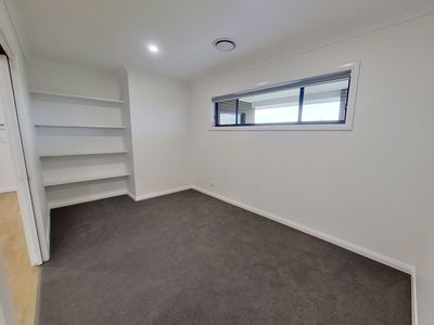 37 Peel Place, Dubbo