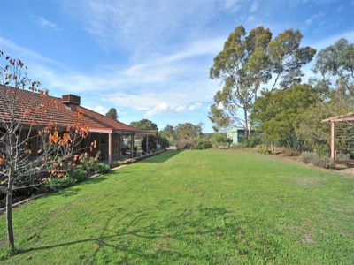 25 Emmaline Drive, Maiden Gully