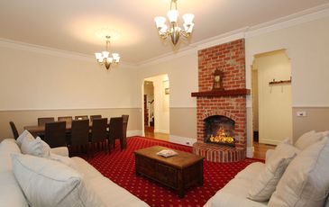 7 Valley Drive, Beaconsfield Upper