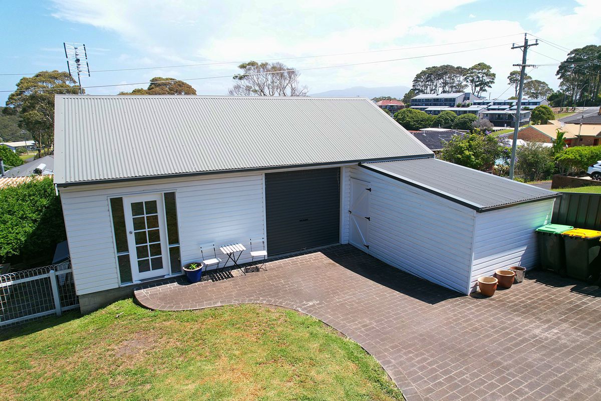 14 Tilba Street, Narooma