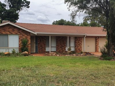 135 Birch Avenue, Dubbo