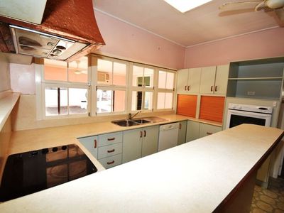 133 Crane Street, Longreach