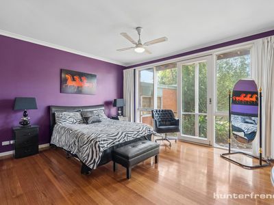 37 Myrtle Grove, Altona