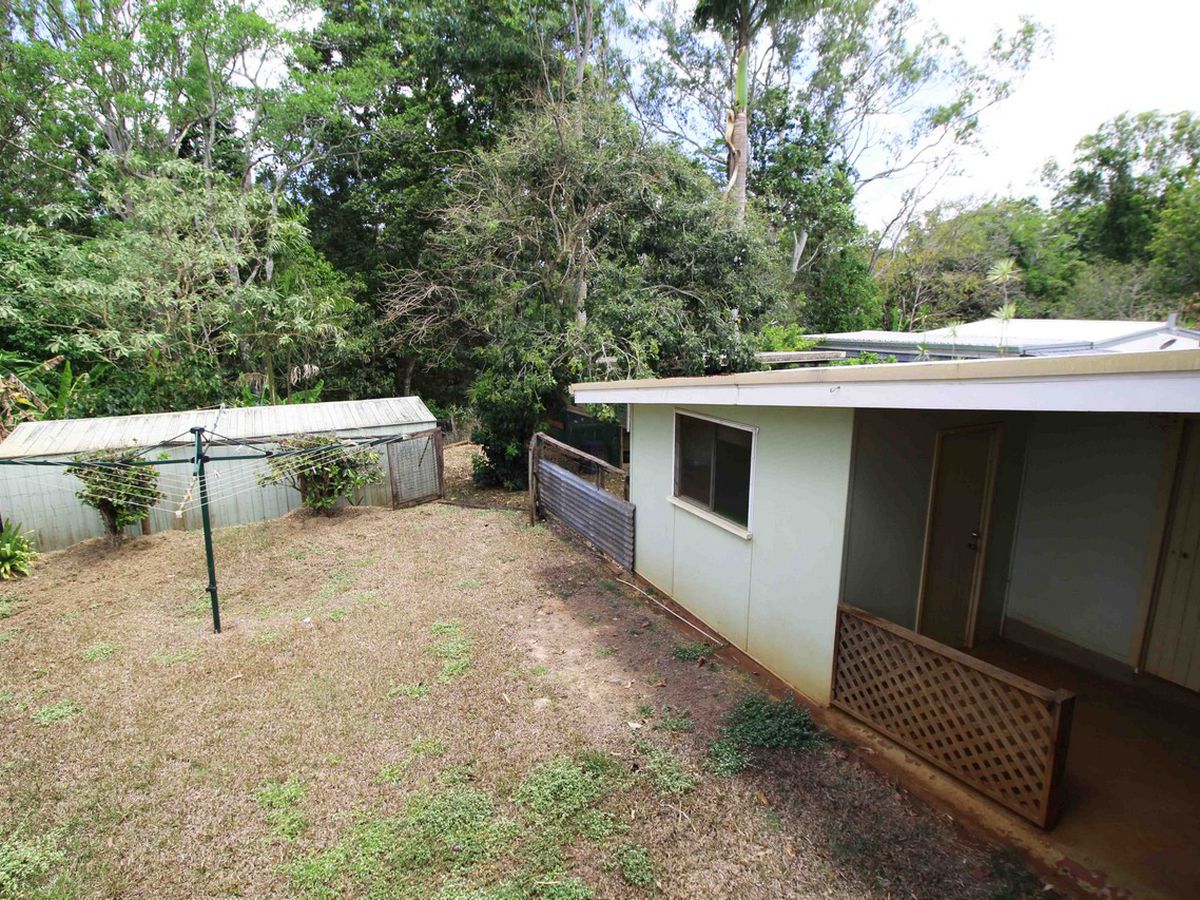 20 COOK STREET, Atherton
