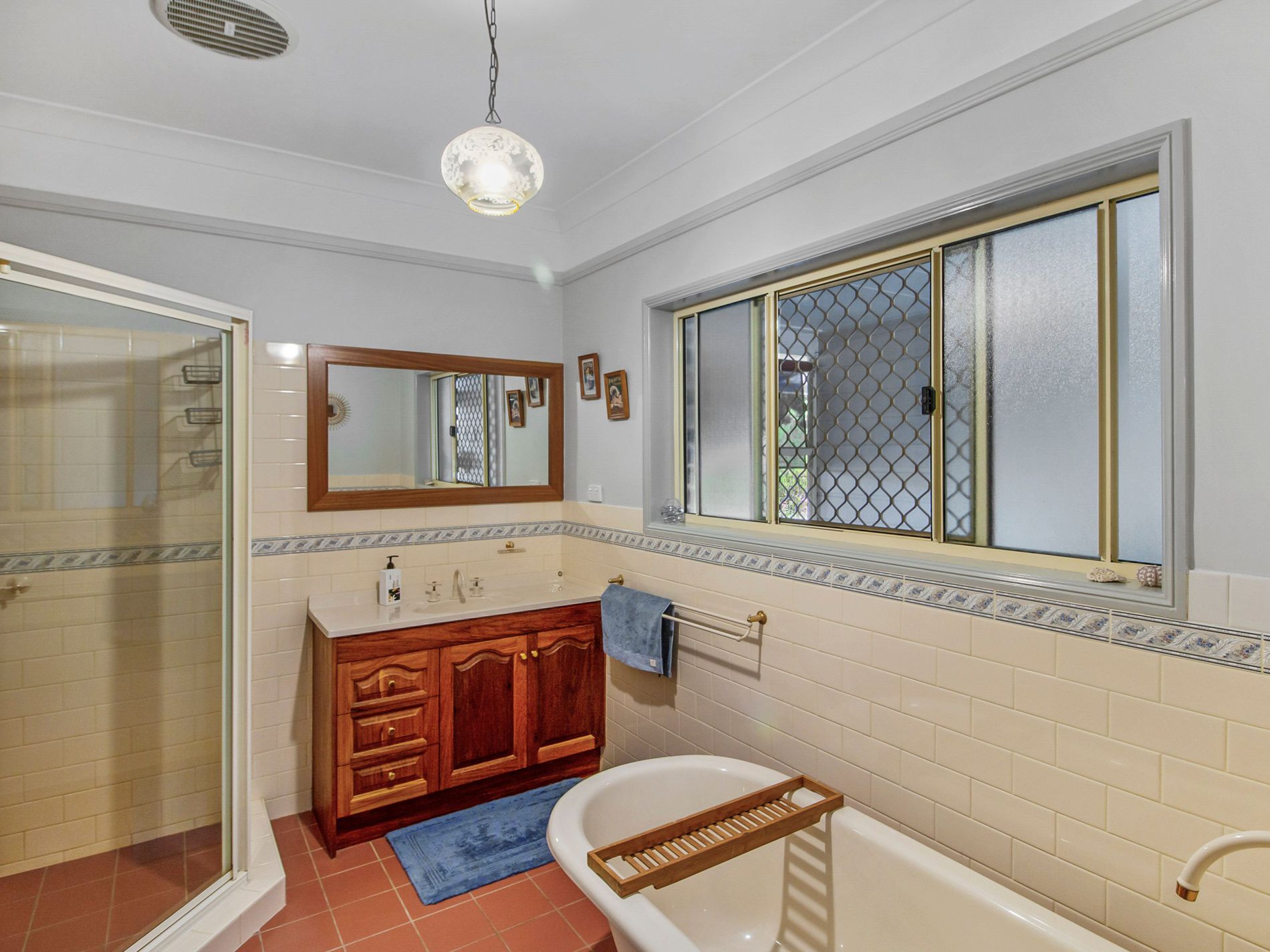17 Kampa Road, Antigua