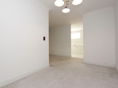 2 / 19 Kitchener Avenue, Burswood