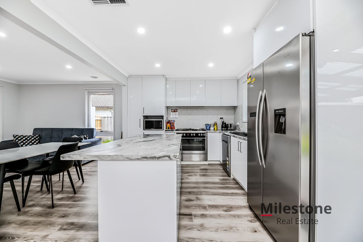 28 Clarendon Street, Cranbourne