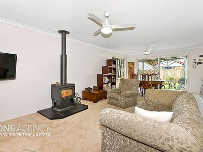 8 Mahogany Place, Forest Lake