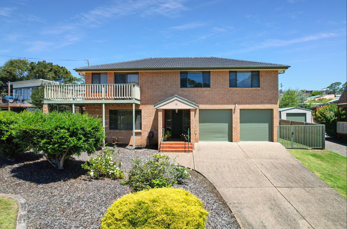 18 Lakeside Drive, Kianga