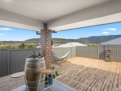 33 Flannery Drive, Calderwood