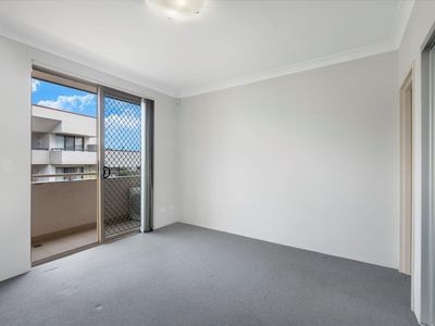 15 / 12 - 14 Lydbrook Street, Westmead