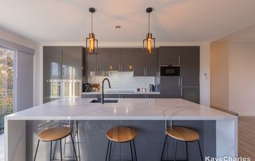 33 Vernon Road, Beaconsfield