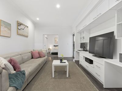 77 Mossvale Drive, Wakerley