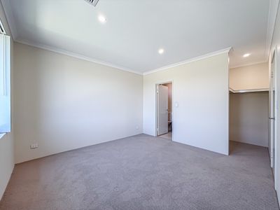 49 Rockvale Crescent, Harrisdale