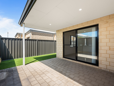 28 Mornington Crescent, Wandi