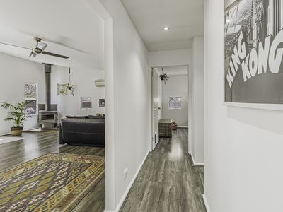 1936 Huon Highway, Grove