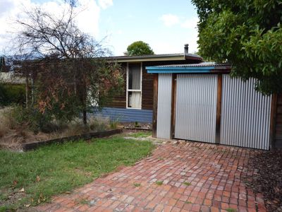 14 Wonnangatta Avenue , Tawonga South