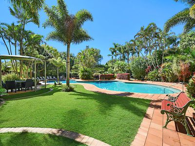 78 ‘Atlantis West’ 2 Admiralty Drive , Paradise Waters