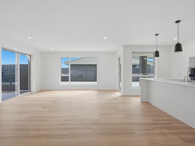 1 / 10 Pimelea Close, George Town