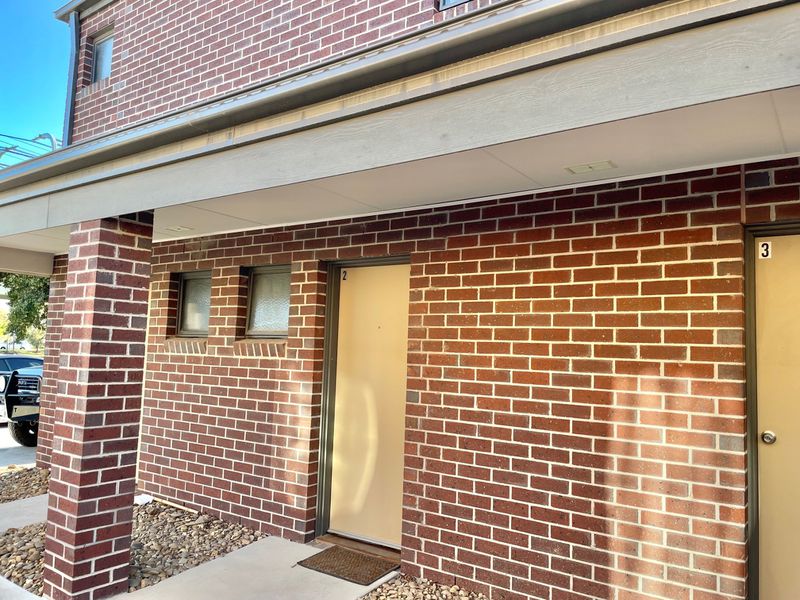 1 / 5 Rayhur Street, Clayton South