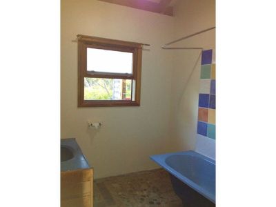 18A River Road, Lake Tabourie