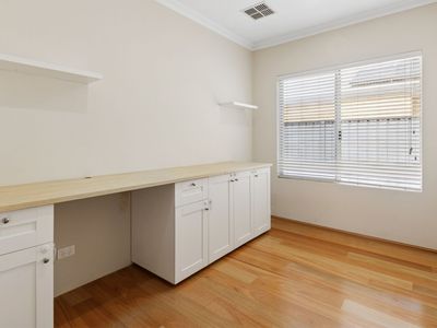 4 Arinto Court, Caversham