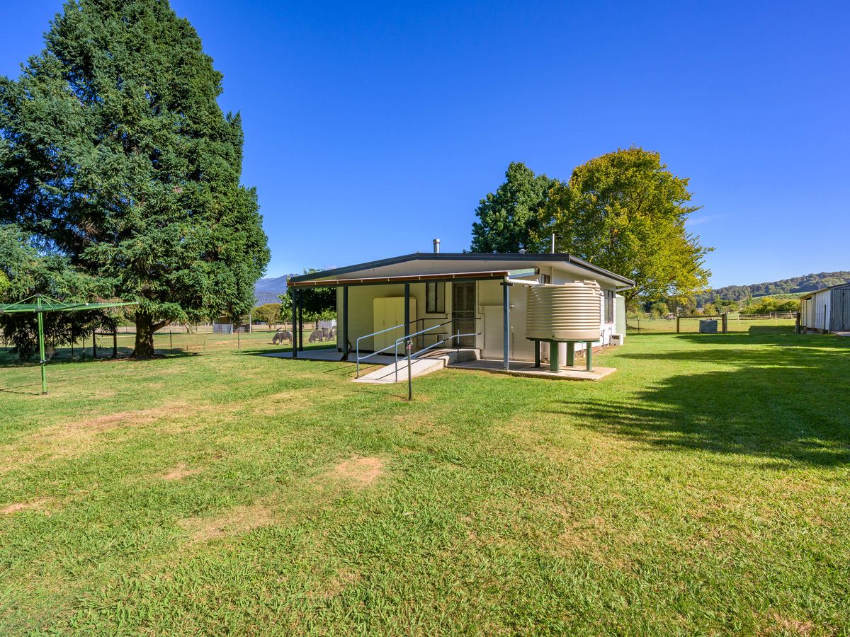 61 Roberts Creek Road, Porepunkah Four Peaks Real Estate