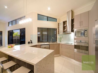 13 Waterlily Circuit, Douglas